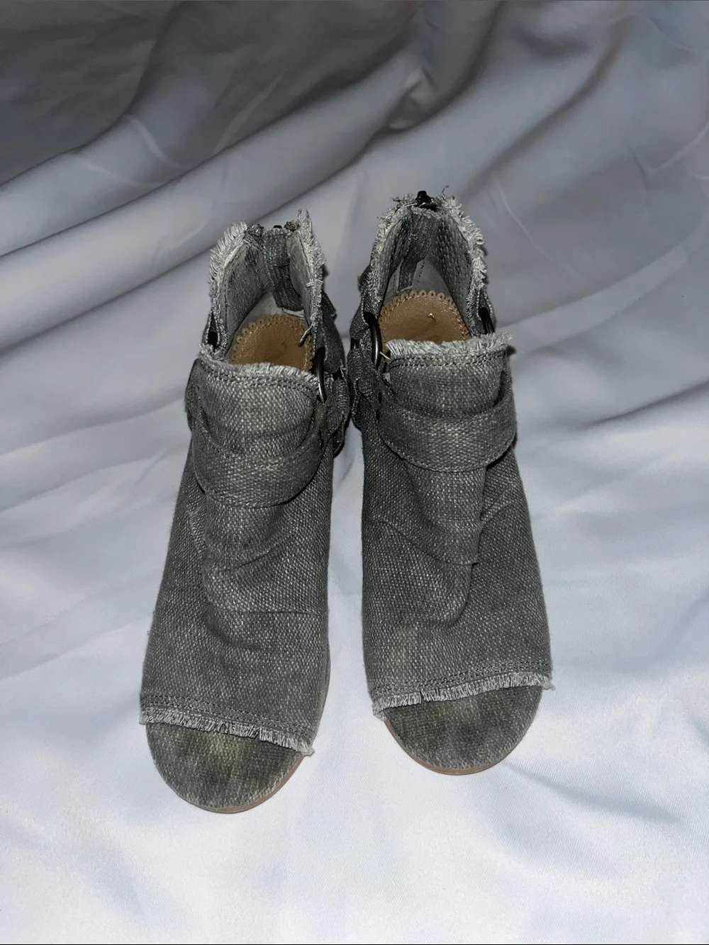 Very G Gray Frayed Open-Toe Ankle Booties with Buckle Strap